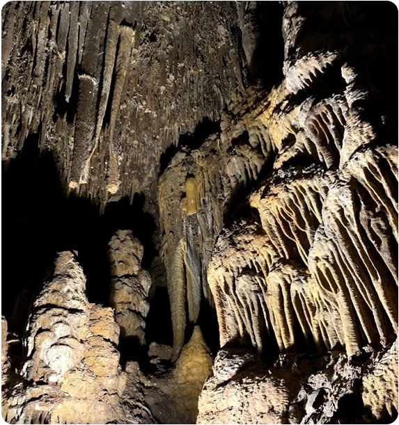 Nombre de Dios Caves