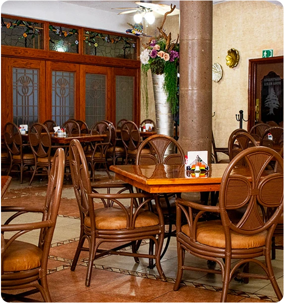 Mesas restaurante hotel los cedros chihuahua
