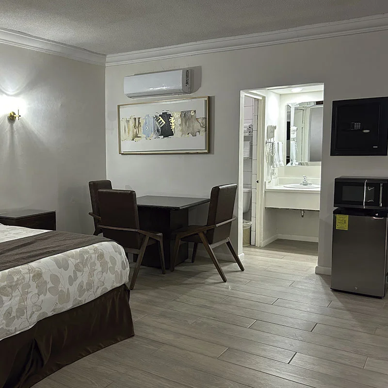 Habitacion Habitación Suite hotel los cedros Chihuahua